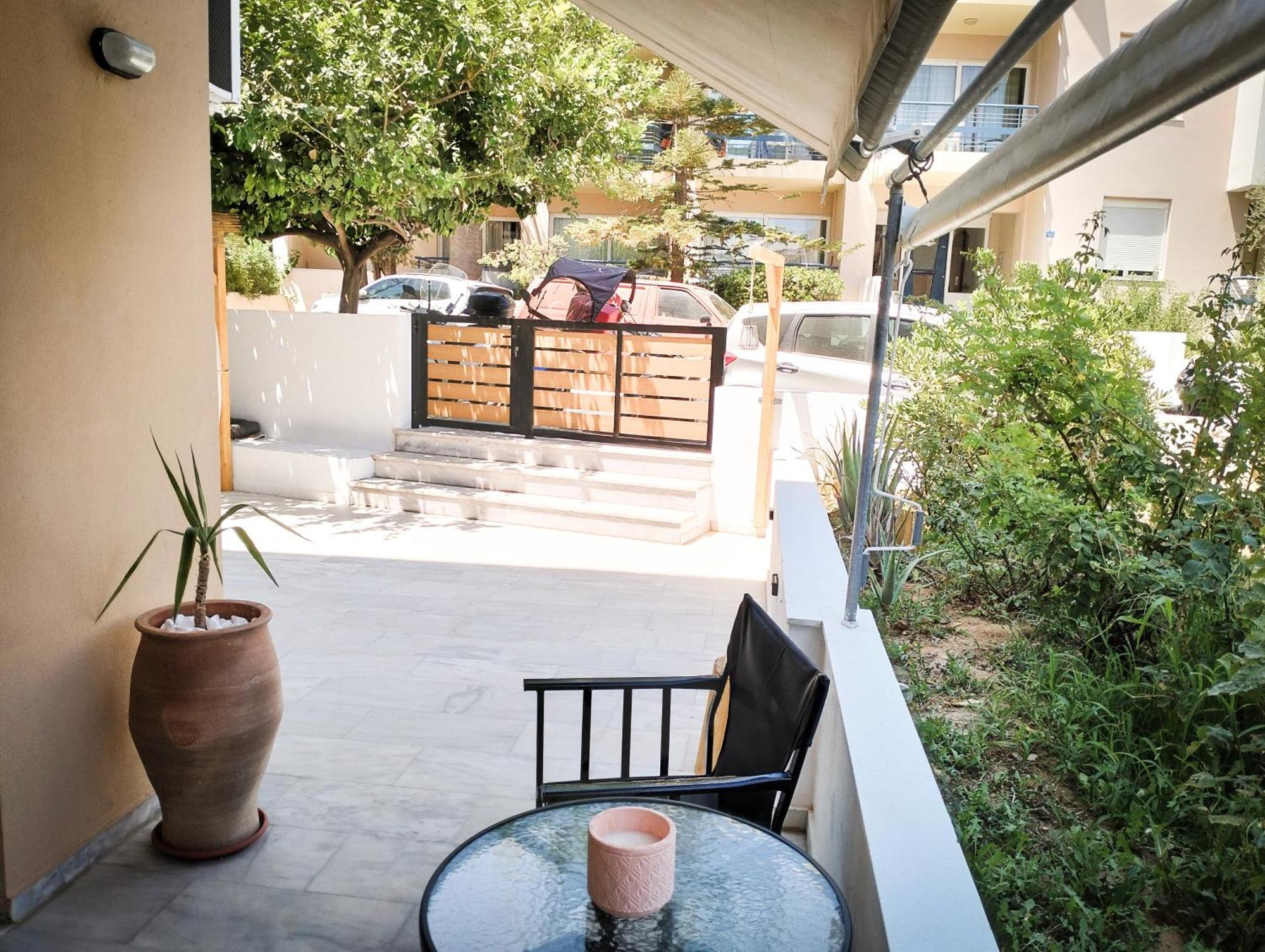 Estia Residence, 雷斯蒙